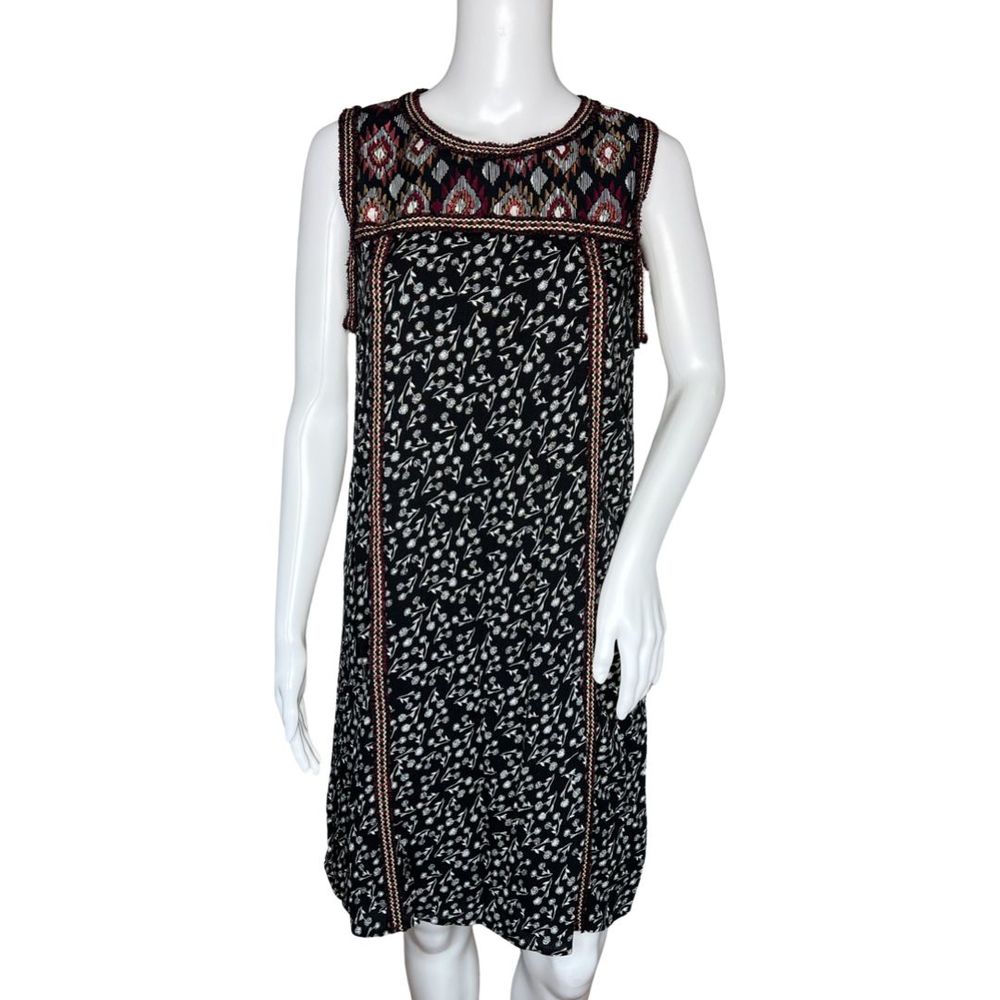 THML Dress Womens Medium Black White Ditzyā Floral Flower Boho Bohemian Peasant